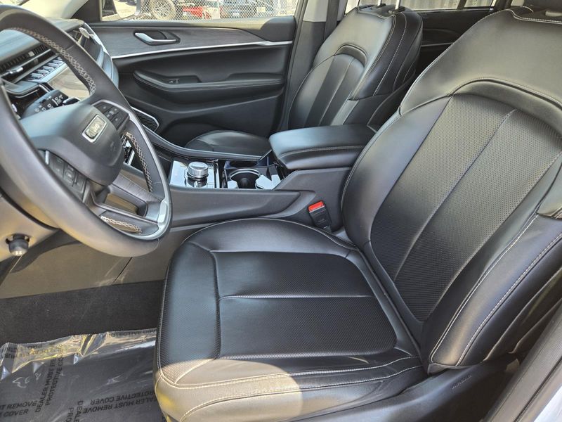 Used 2023 Jeep Grand Cherokee 4xe 4x4