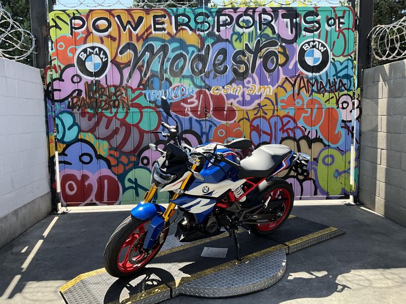 Used 2025 BMW G 310 R Image 3