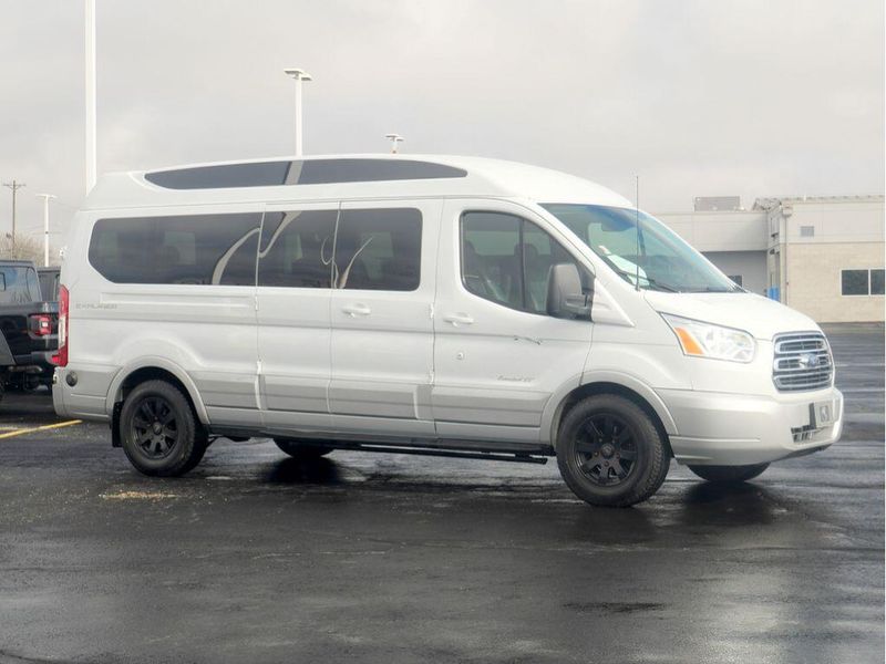 2019 Ford Transit-150 Image 7