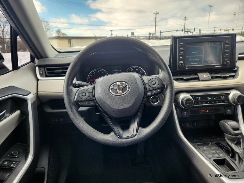 Used 2021 Toyota RAV4 XLE