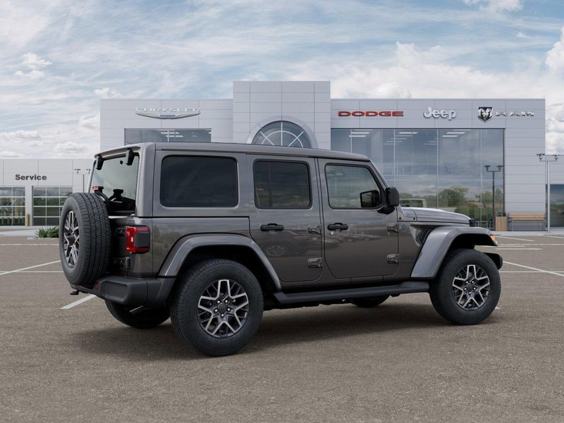 New 2026 Jeep Wrangler 4-door SaharaImage 4