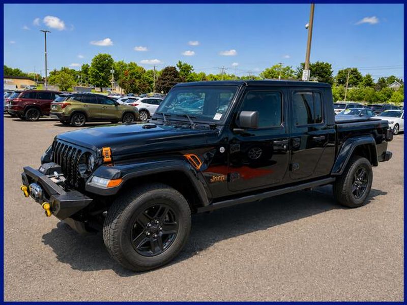 2021 Jeep Gladiator Sport S 4WD photo