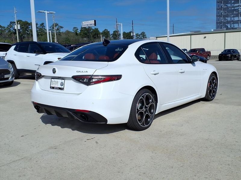 New 2026 Alfa Romeo GiuliaImage 6