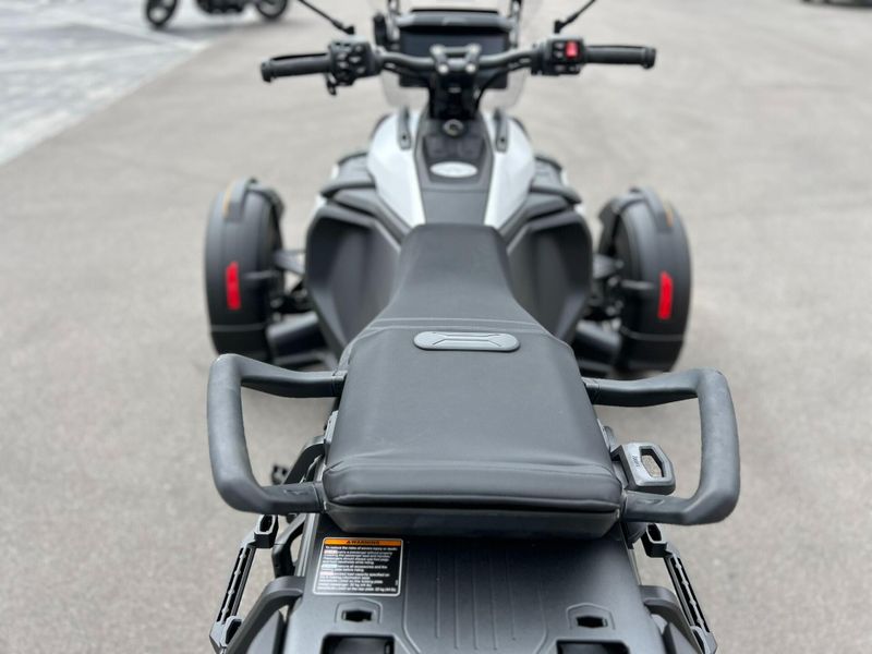 New 2025 Can-Am CANYON STANDARD Image 22