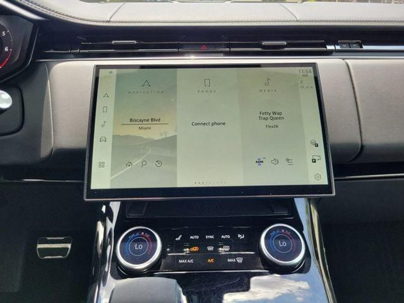 2023 Land Rover Range Rover Sport SE photo 24