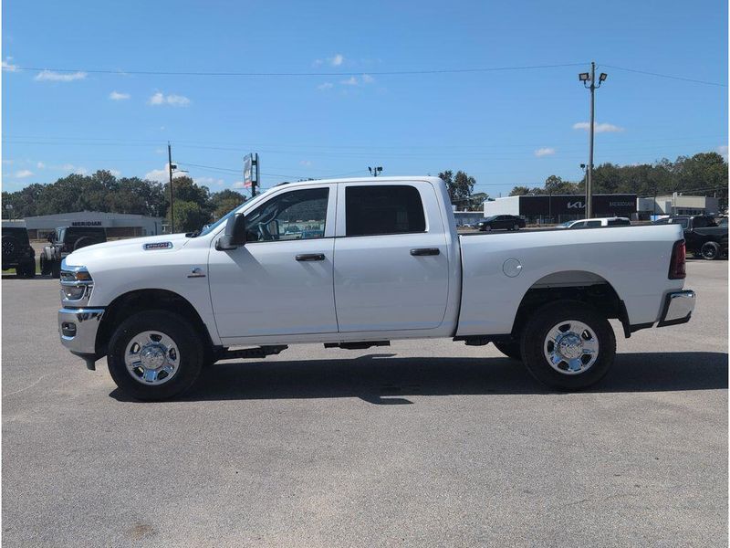 New 2026 RAM 2500 Tradesman Crew Cab 4x4 6