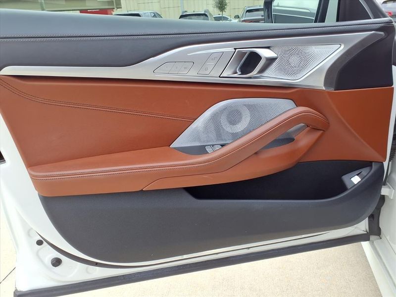 Used 2021 BMW 8 Series M850i xDrive Gran CoupeImage 17
