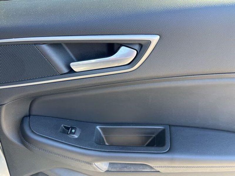 2024 Ford Edge SELImage 22