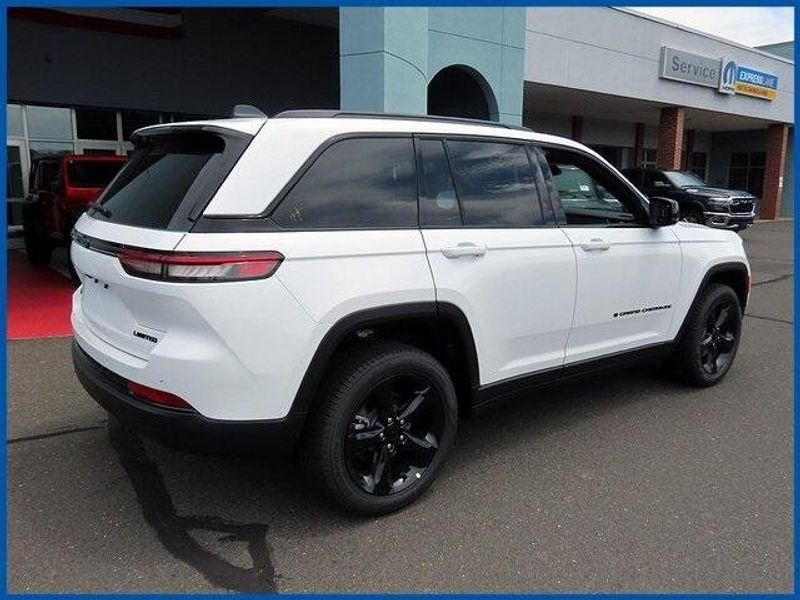New 2025 Jeep Grand Cherokee LimitedImage 7