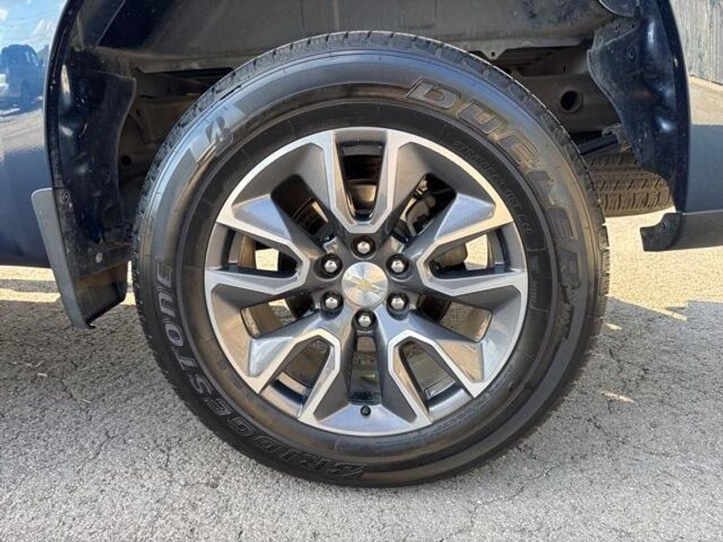 2021 Chevrolet Silverado 1500 LT photo 9
