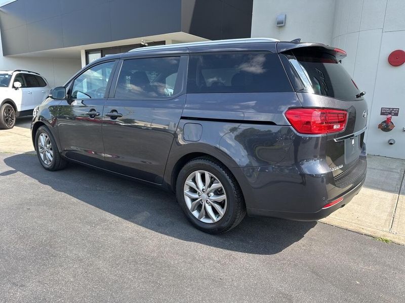 Used 2021 Kia Sedona EXImage 7