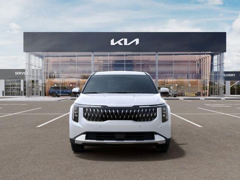New 2026 Kia Carnival EXImage 2