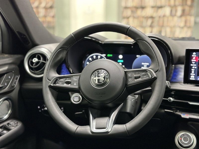 New 2024 Alfa Romeo Tonale Ti EawdImage 16
