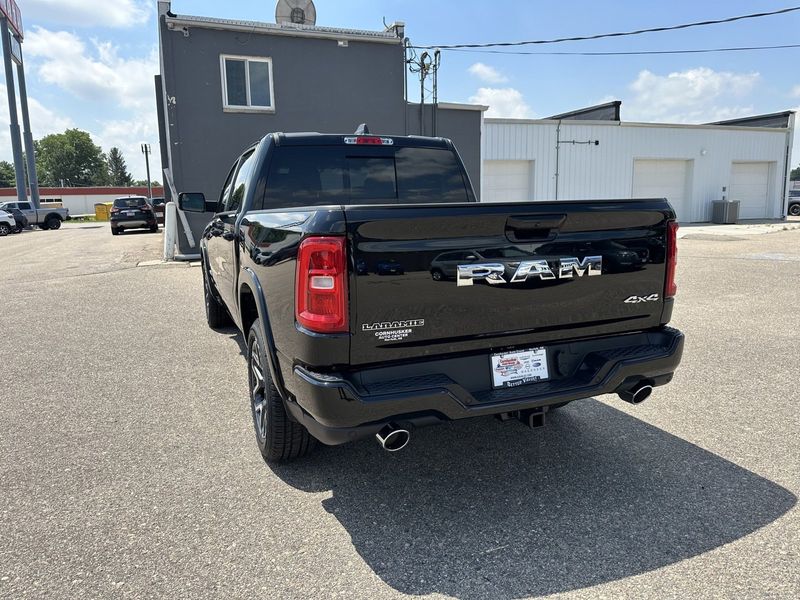 2025 RAM 1500 Laramie Crew Cab 4x4 5