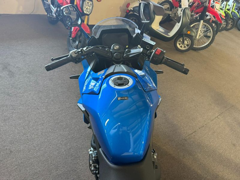 New 2026 Suzuki GSX-8R Image 13