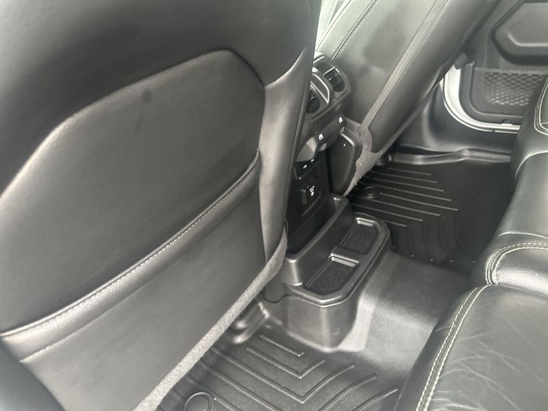 2020 Jeep Wrangler Unlimited SaharaImage 16