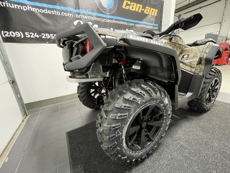 2023 Can-Am OUTLANDER 850 XTImage 2