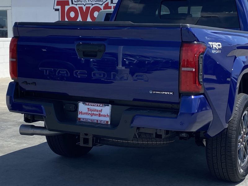 2025 Toyota Tacoma TRD Sport HybridImage 4
