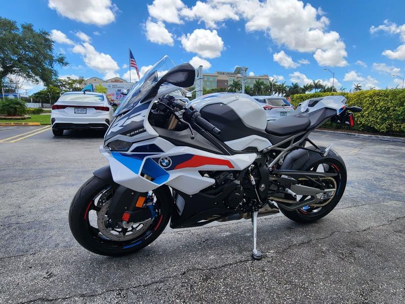 2026 BMW S 1000 RRImage 4