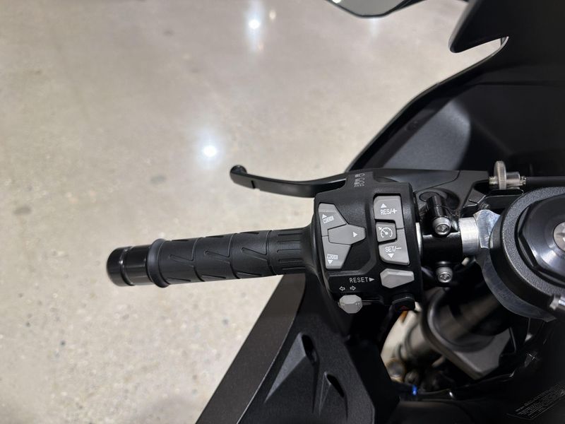 New 2026 Kawasaki NINJA ZX-10R ABS Image 22