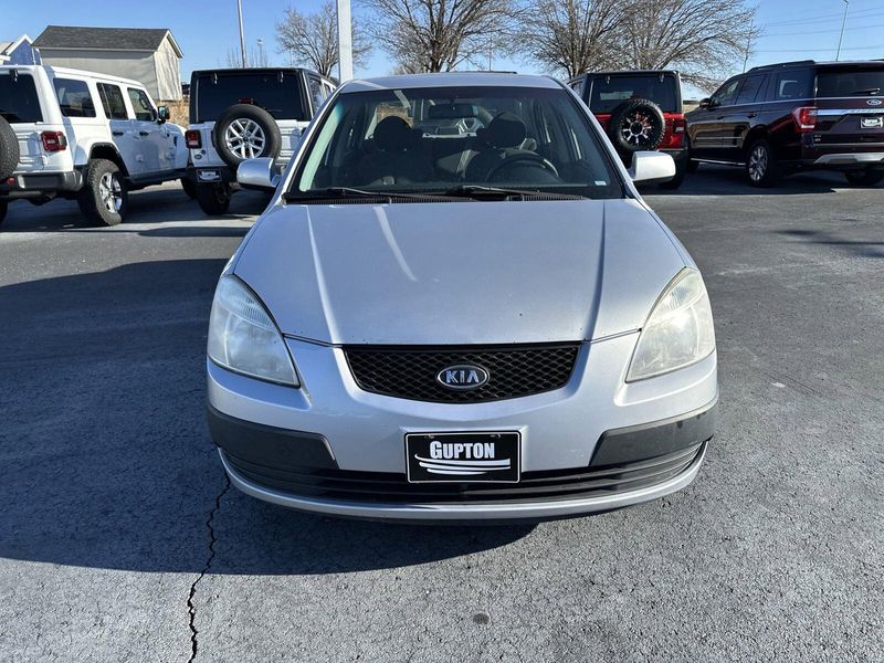 2006 Kia Rio LXImage 2