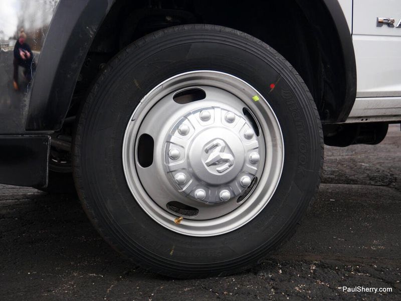 New 2026 RAM 5500 Big Horn Chassis Regular Cab 4x2 120' Ca