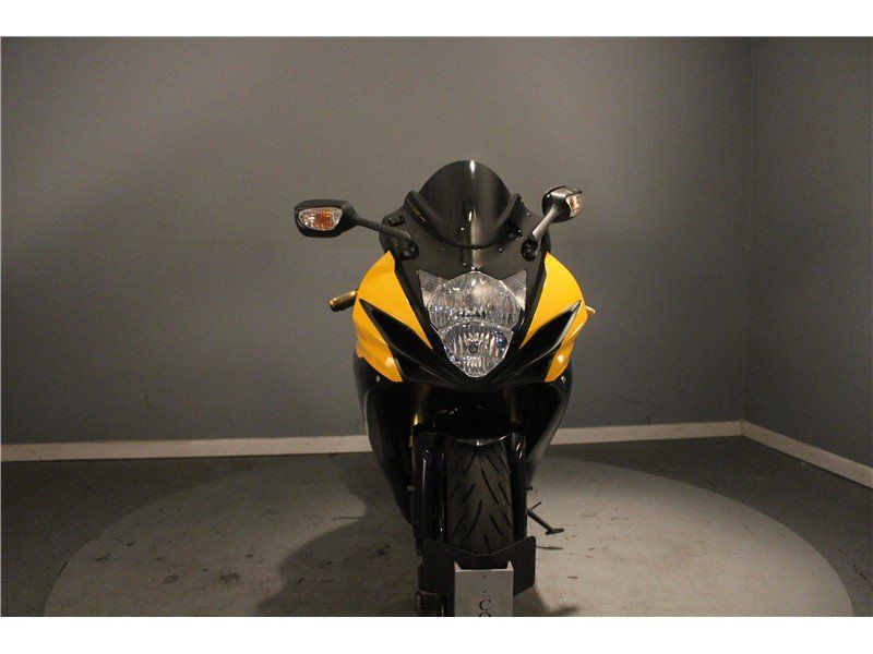 2017 Suzuki GSX-RImage 6