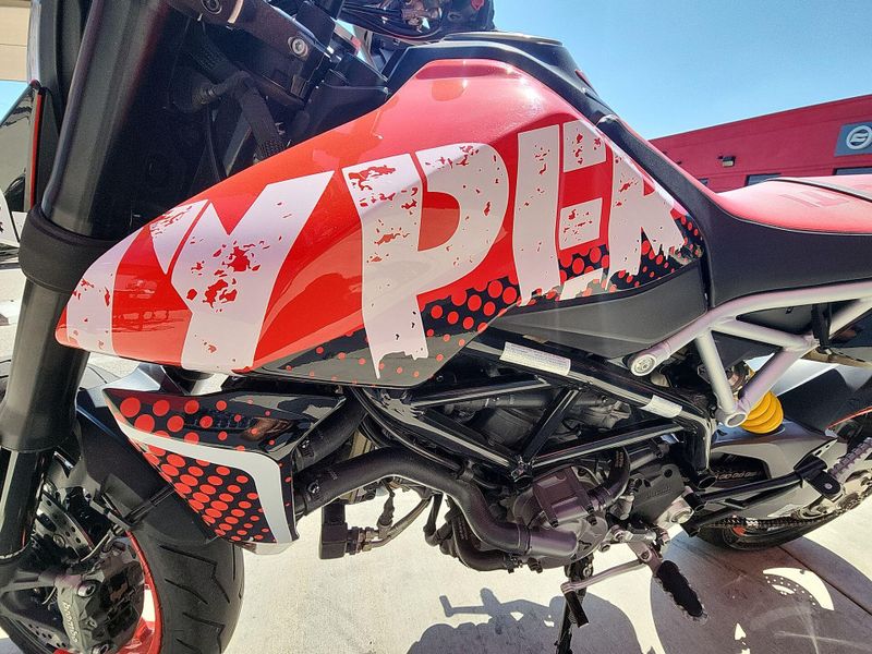 Used 2022 Ducati HYPERMOTARD 950 RVE Image 19