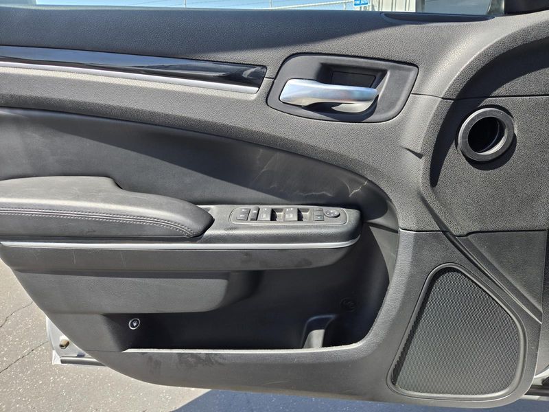 Used 2023 Chrysler 300 Touring RWD
