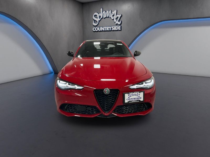 New 2026 Alfa Romeo Giulia AwdImage 8