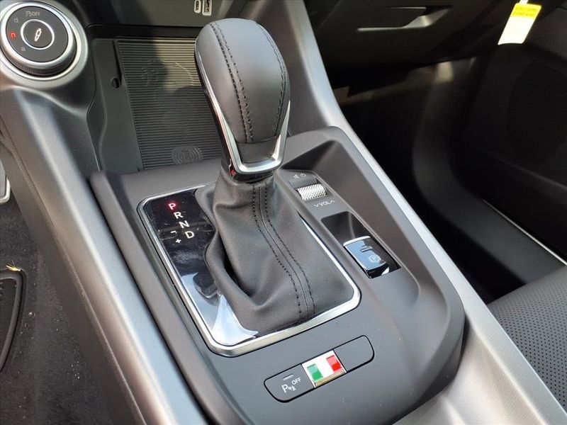 New 2025 Alfa Romeo Tonale AwdImage 22