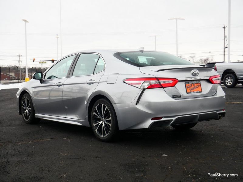 Used 2020 Toyota Camry SE