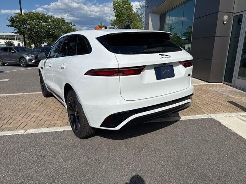2026 Jaguar F-PACE R-Dynamic S