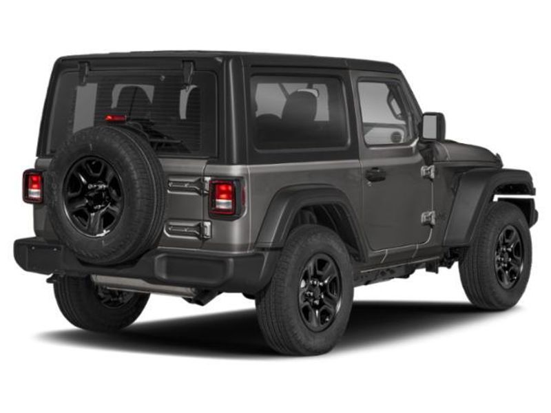 2025 Jeep Wrangler 2-door Rubicon XImage 3