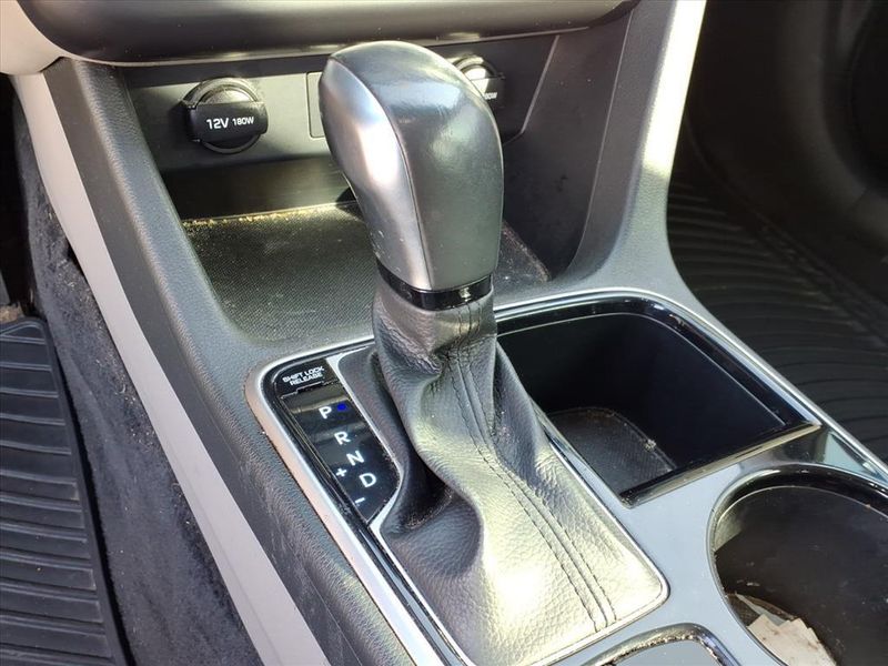 Used 2018 Hyundai Sonata LimitedImage 22