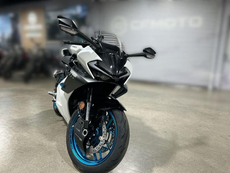 New 2025 CFMOTO 675SS Image 21