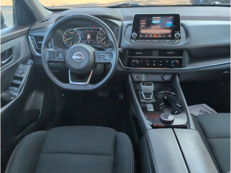 Used 2023 Nissan Rogue SImage 32