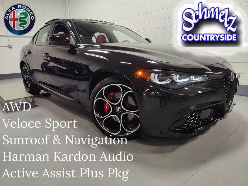 2024 Alfa Romeo Giulia Veloce AWD w/Sunroof/NAV/Activ AsstImage 1