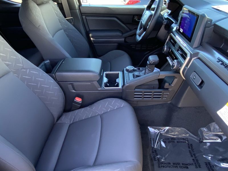 New 2025 Toyota Tacoma SR5Image 10