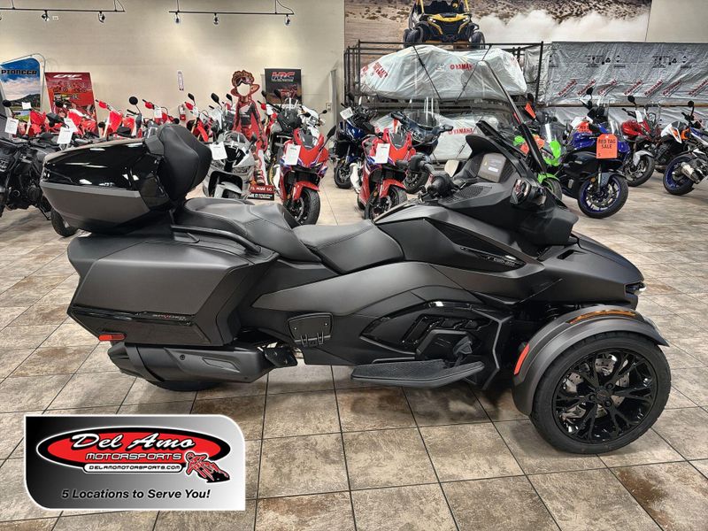 New 2025 Can-Am SPYDER RT LIMITED (SE6) Image 1