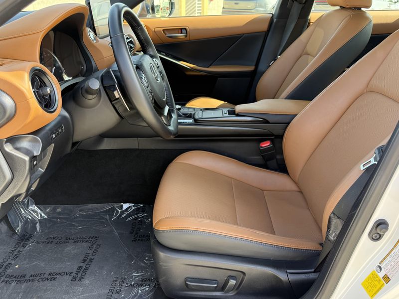 Used 2024 Lexus IS 300Image 19