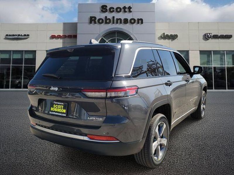 New 2026 Jeep Grand Cherokee Limited 4x4