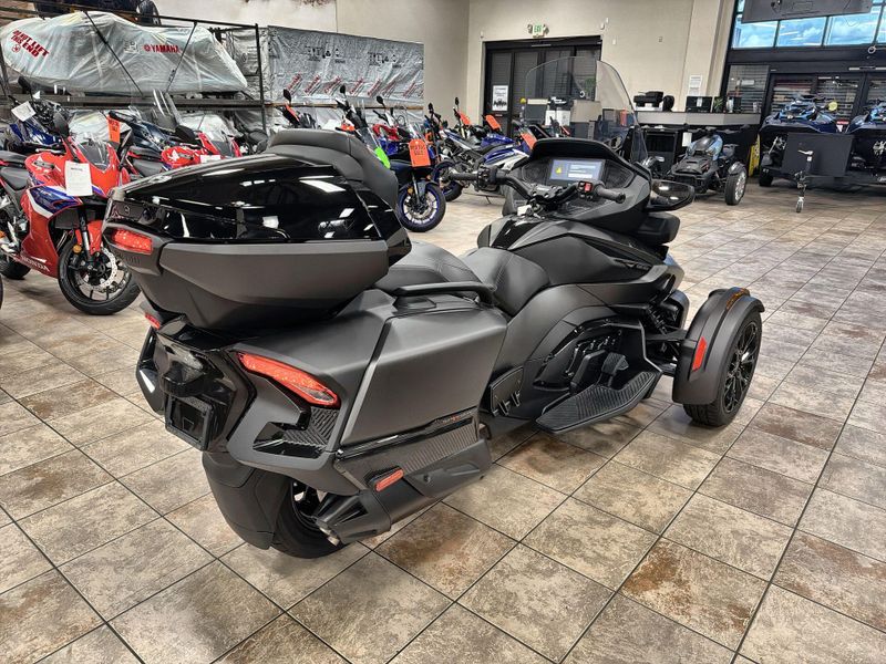 New 2025 Can-Am SPYDER RT LIMITED (SE6) Image 16