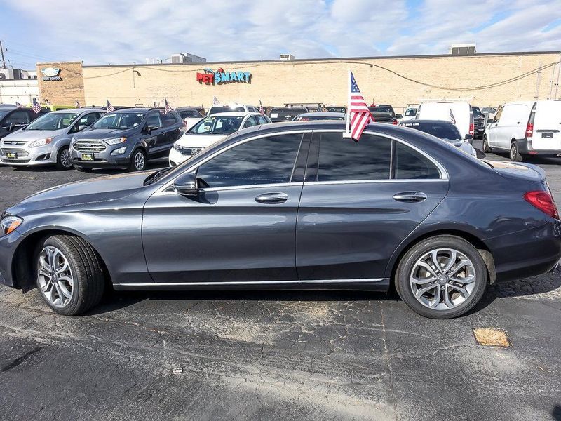 2016 Mercedes Benz C 300 4MATIC photo 4