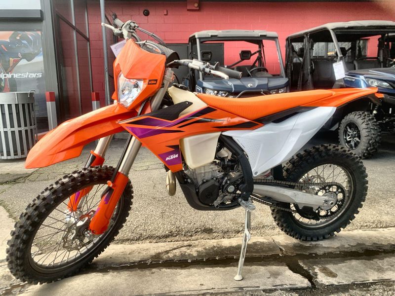 New 2024 KTM 500 XW-F Image 12