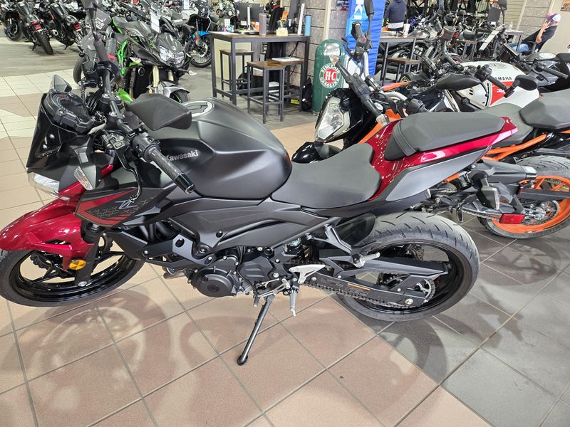 2021 Kawasaki Z400 ABS Image 4