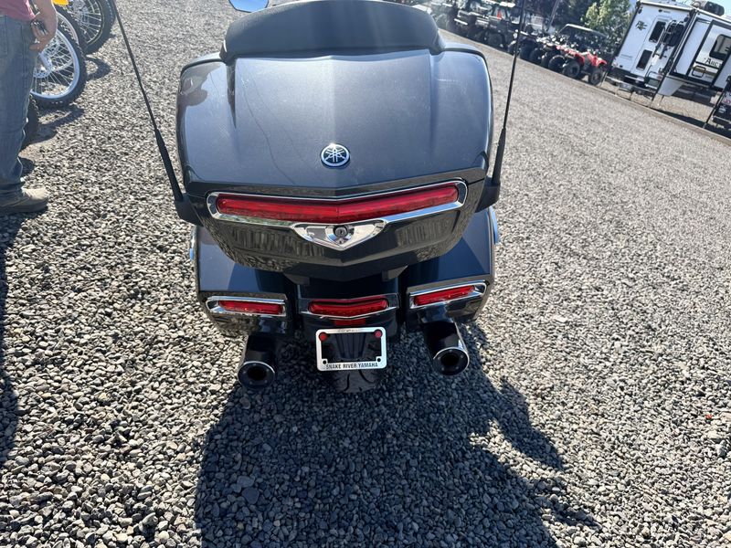 Used 2018 Yamaha 1800 STAR VENTURE TC Image 3