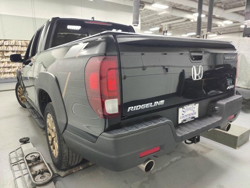 2023 Honda Ridgeline RTL AWD w/HPD BronzeImage 9