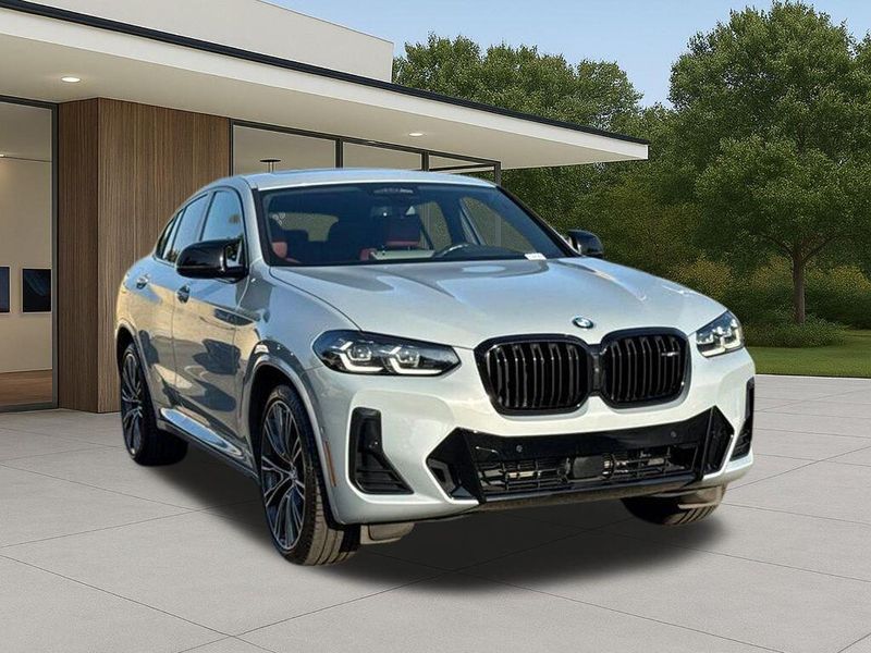 Used 2025 BMW X4 M40iImage 5