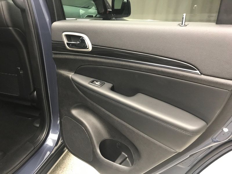 Used 2021 Jeep Grand Cherokee LimitedImage 22